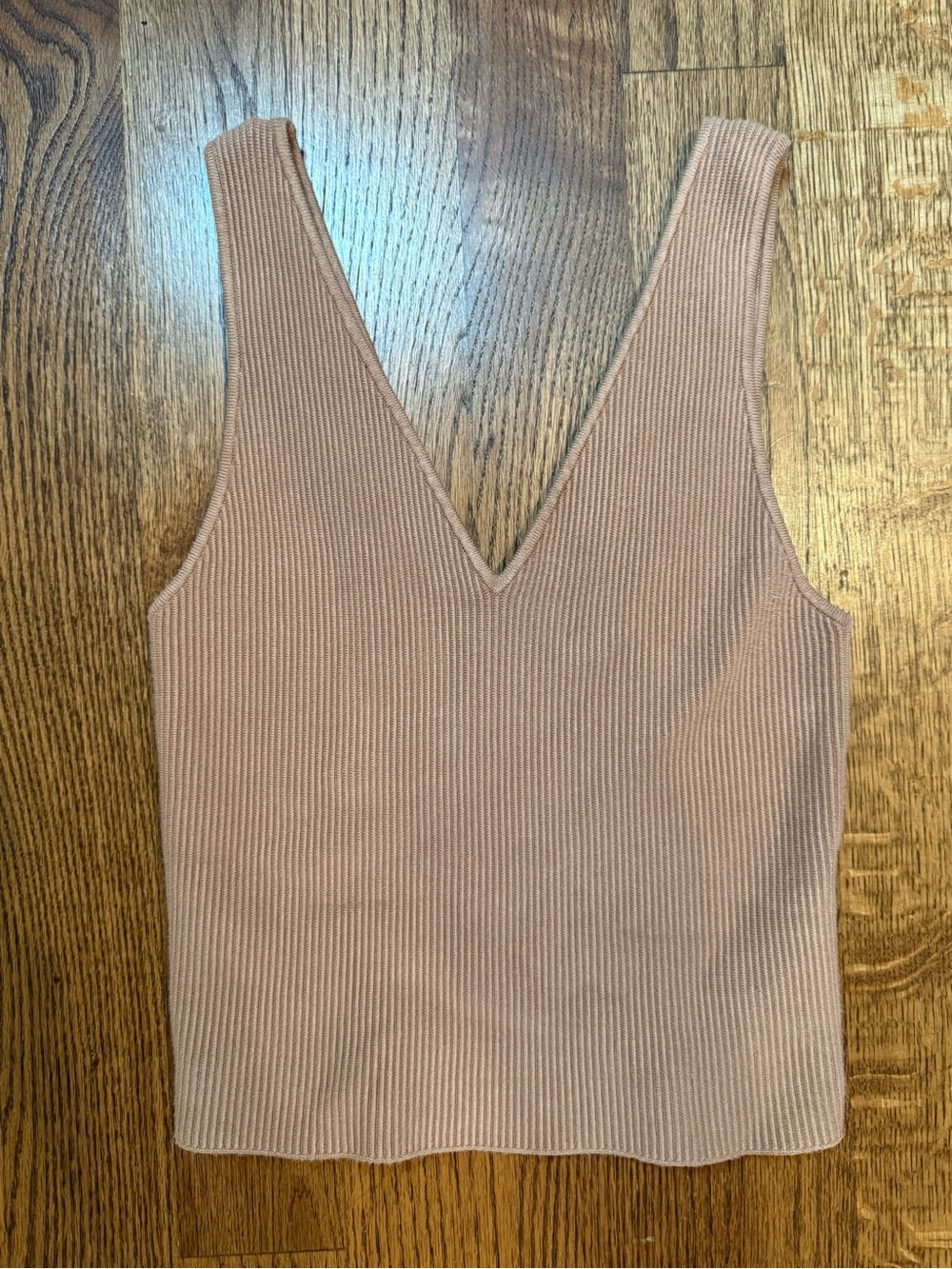 Abercrombie & Fitch Ribbed V-Neck Tank Top - camel